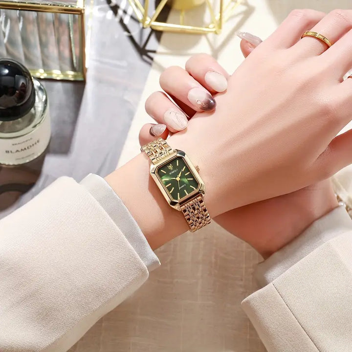 Reloj Cuadrado Elegante