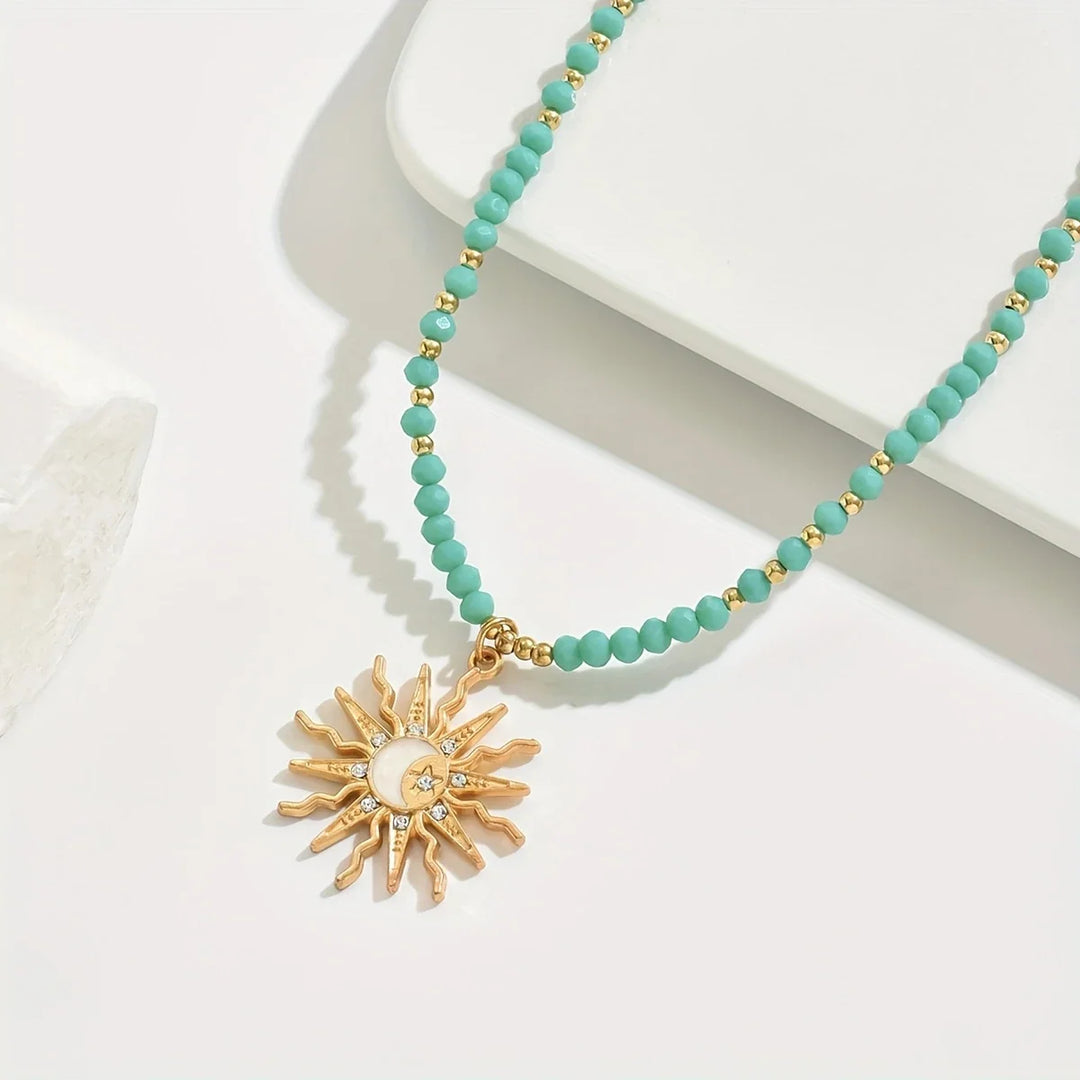 Collar Sol de Oro con Estilo
