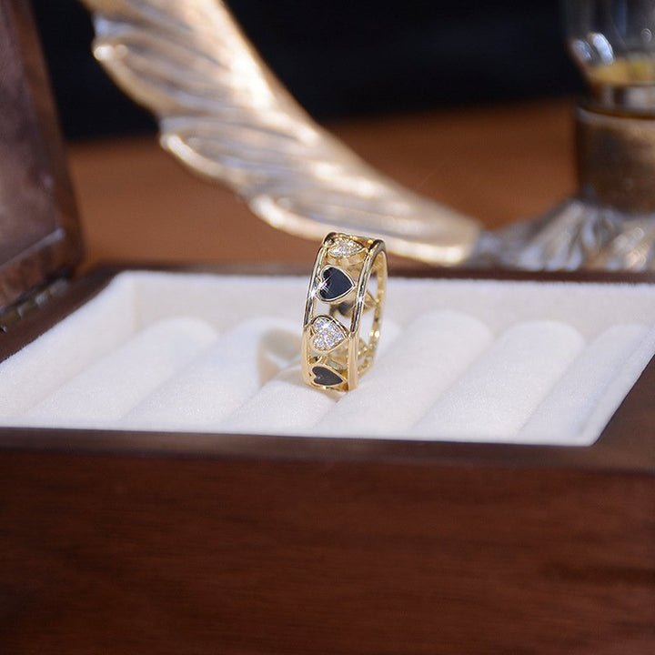 Anillo abierto de corazón con circonitas