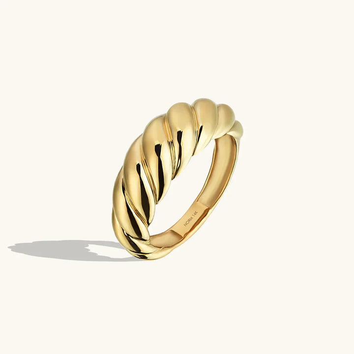 Anillo Croissant Dorado
