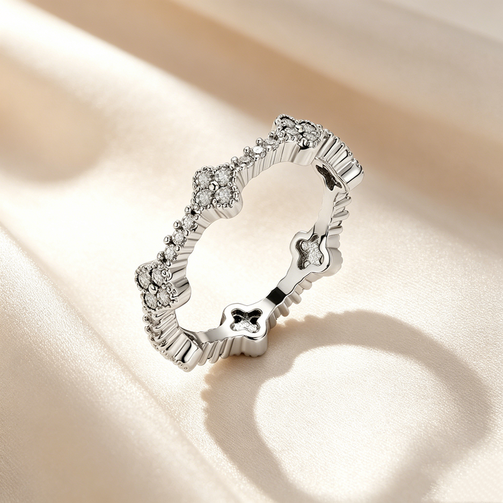 Anillo Trébol de Cuatro Hojas