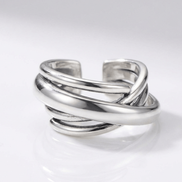 Anillo Ajustable con Circonita Plateado