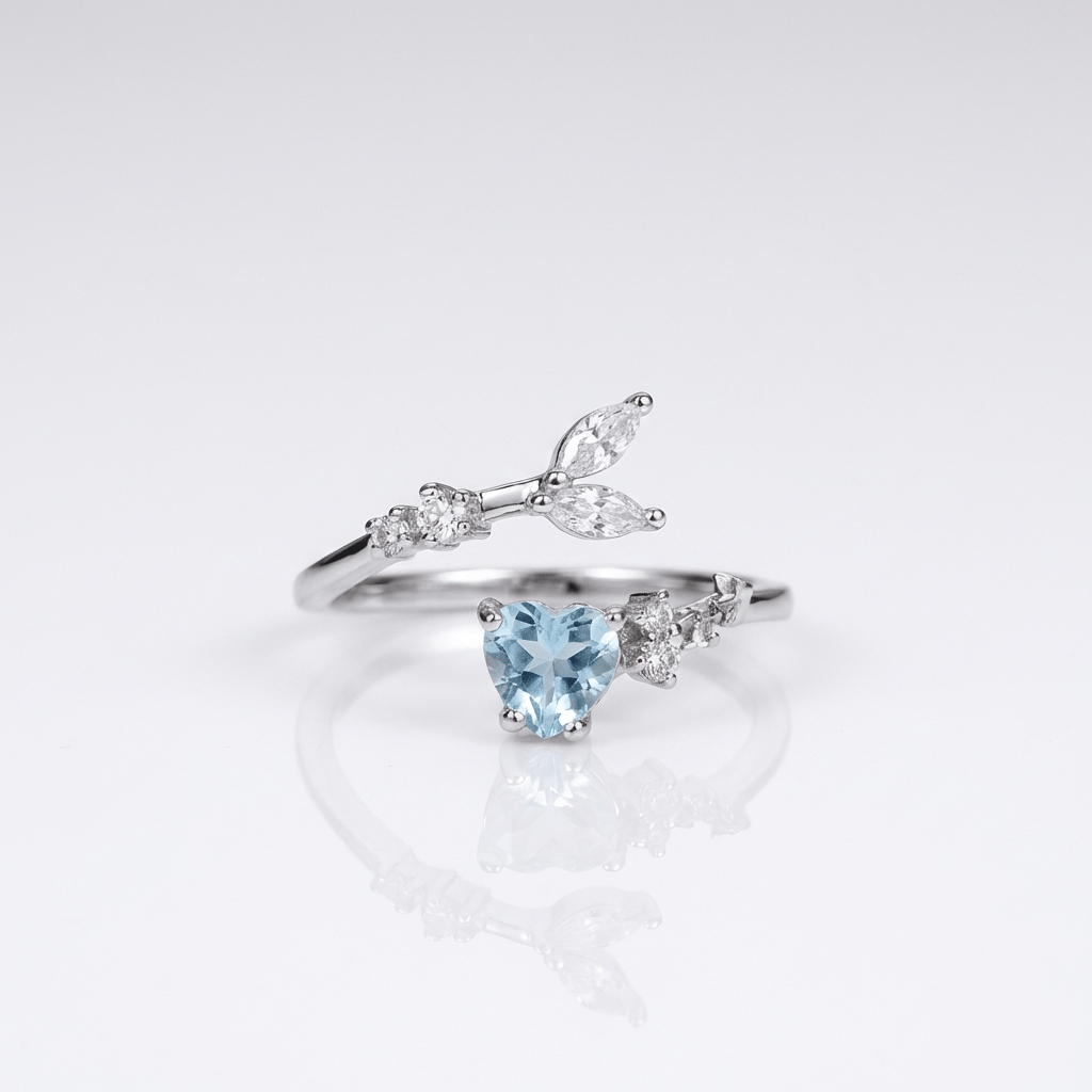 Anillo Solitario Ajustable con Topacio Azul Plateado