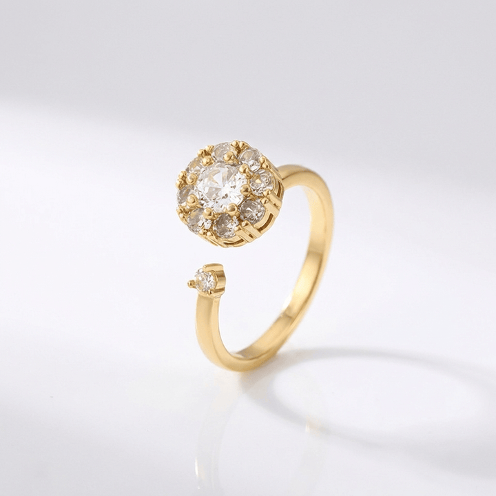 Anillo Racimo Ajustable con Cristal