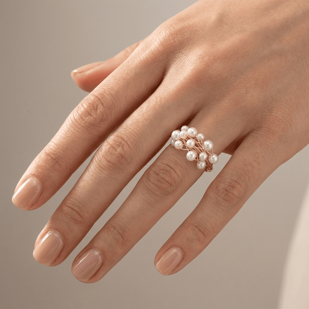 Anillo Racimo Ajustable con Perla de Oro