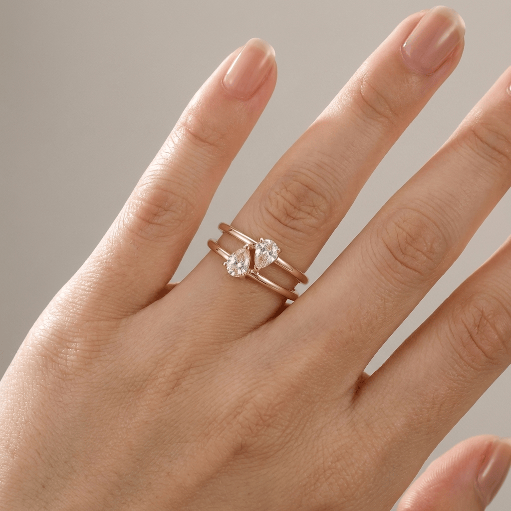 Anillo Ajustable con Cristal de Oro