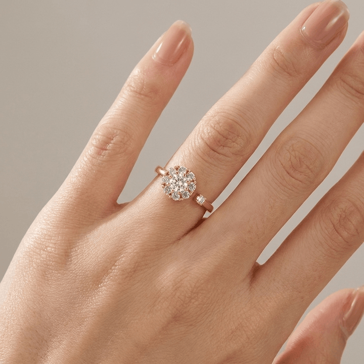 Anillo Racimo Ajustable con Cristal