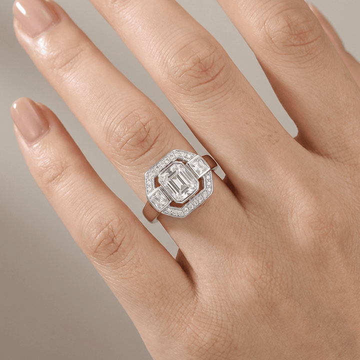 Anillo Vintage Cuadrado con Cristal