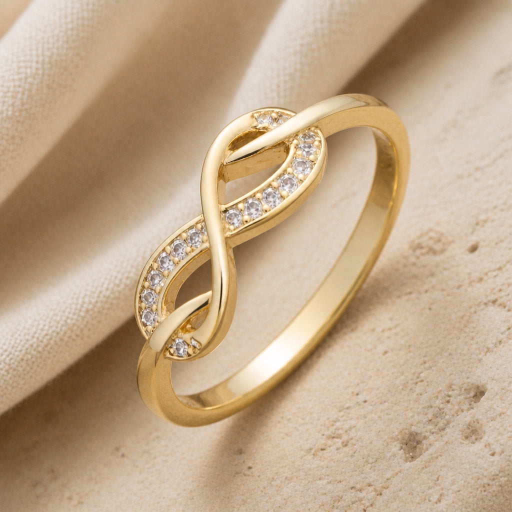 Anillo con Infinito de Oro