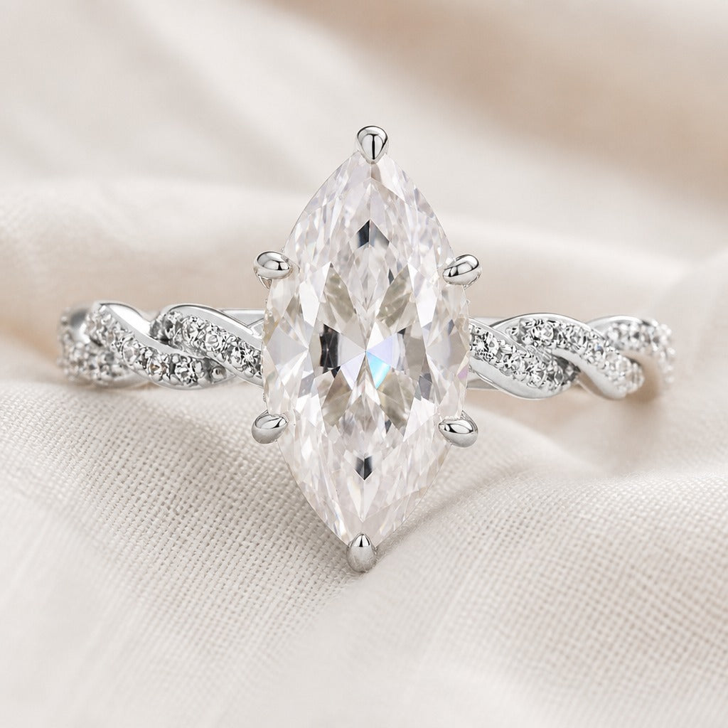 Anillo Marquesa con Cristal de Oro
