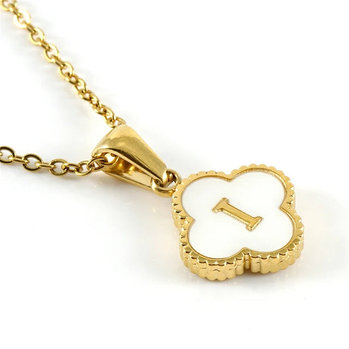 Collar de inicial en forma