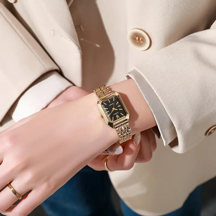 Reloj Cuadrado Elegante