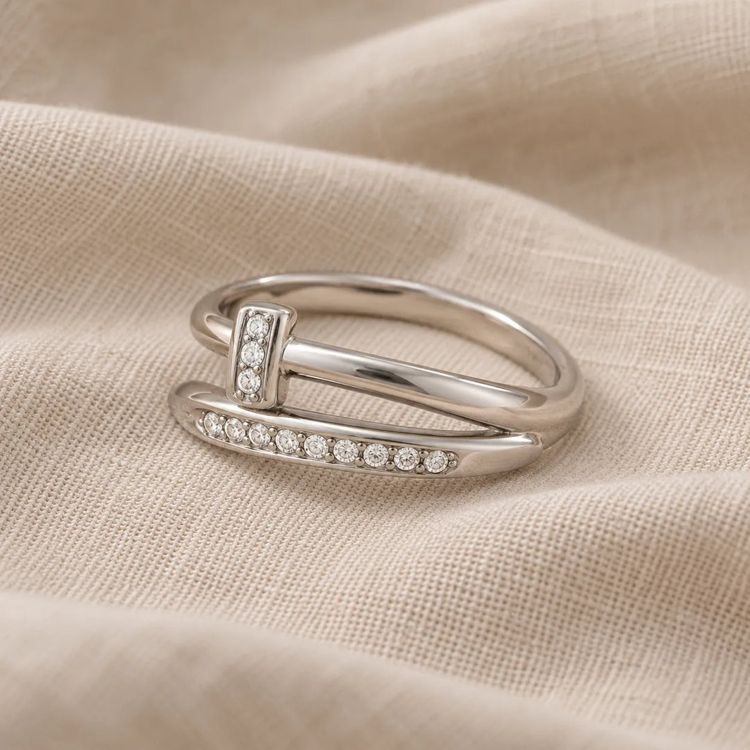 Anillo Cruzado Circonitas Oro Blanco