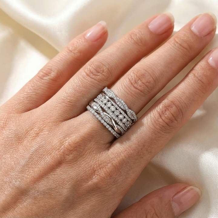 Anillo Plateado en Capas