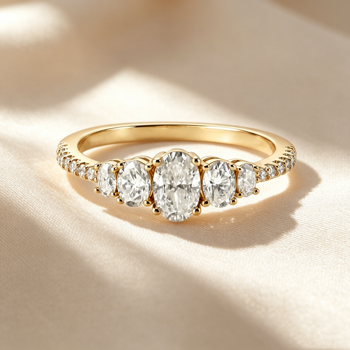 Anillo Cinco Piedras Ovalado