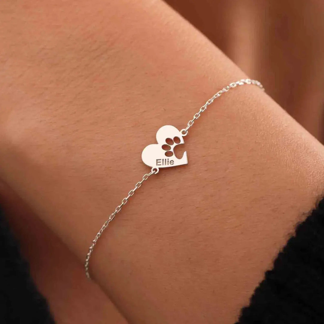 Pulsera con nombre de mascota grabado