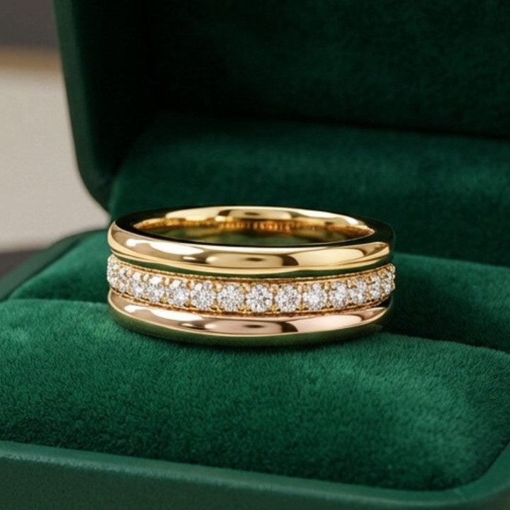Anillo Banda Engastada Chloe