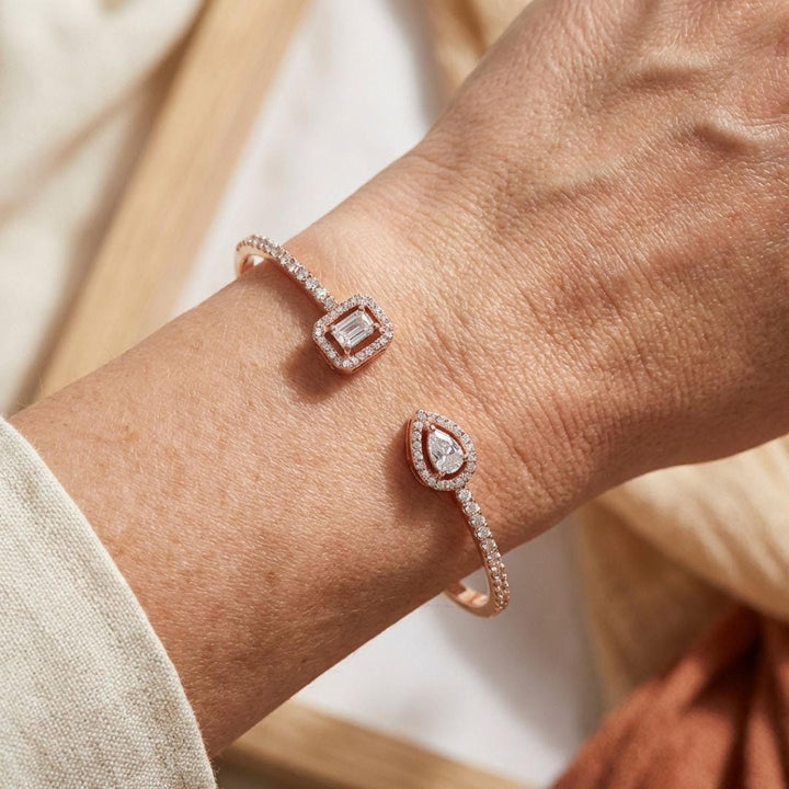 Brazalete Abierto Dorado Dos Piedras