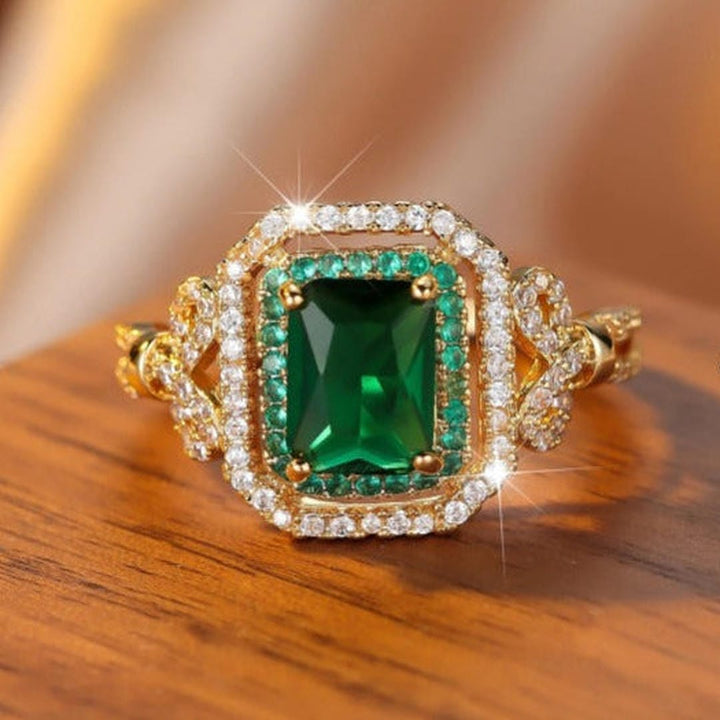 Anillo Cristal Verde Luminoso