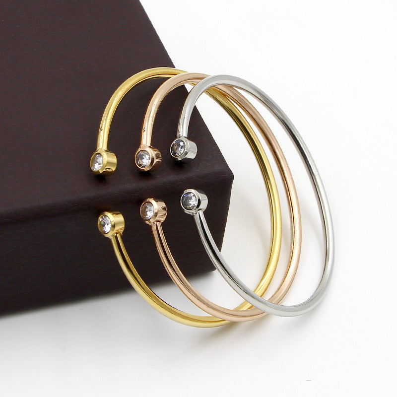 Pulsera abierta de Oro con cristales
