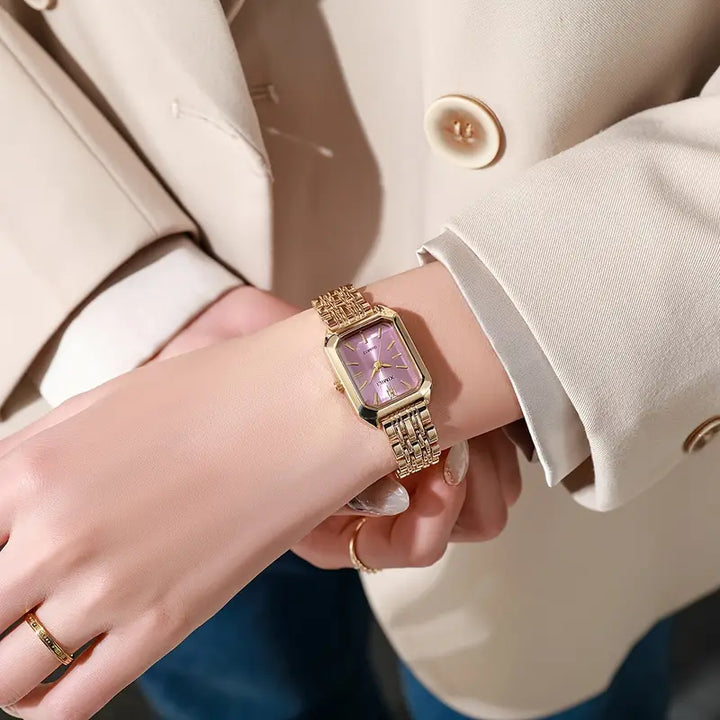 Reloj Cuadrado Elegante
