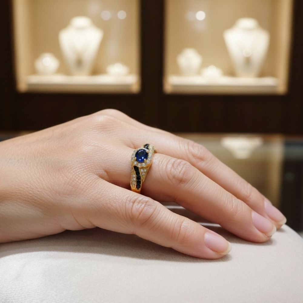 Anillo Azul Zafiro con Brillos