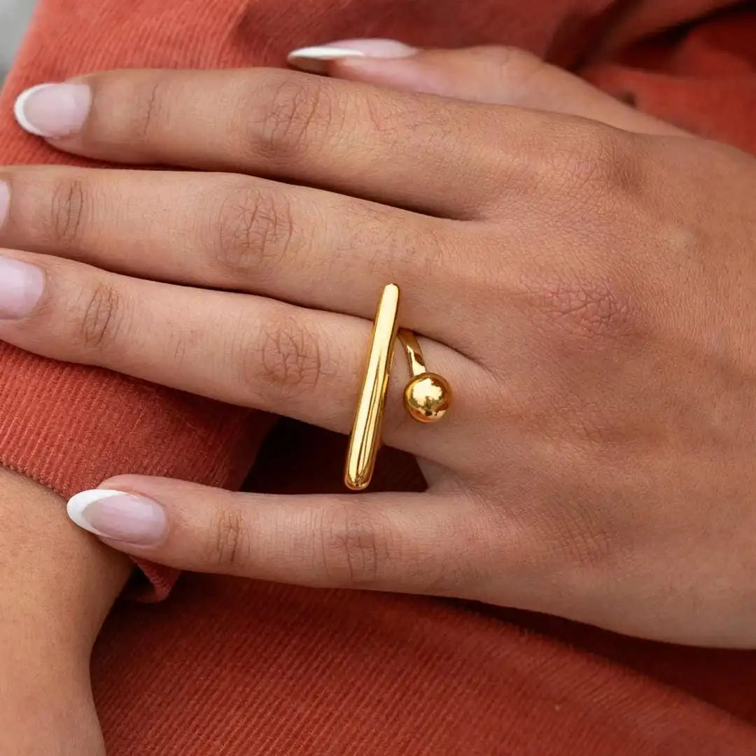 Anillo Ajustable Estrella Dorada Atemporal