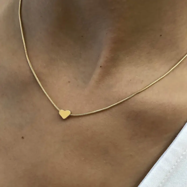 Collar mini corazón de Oro