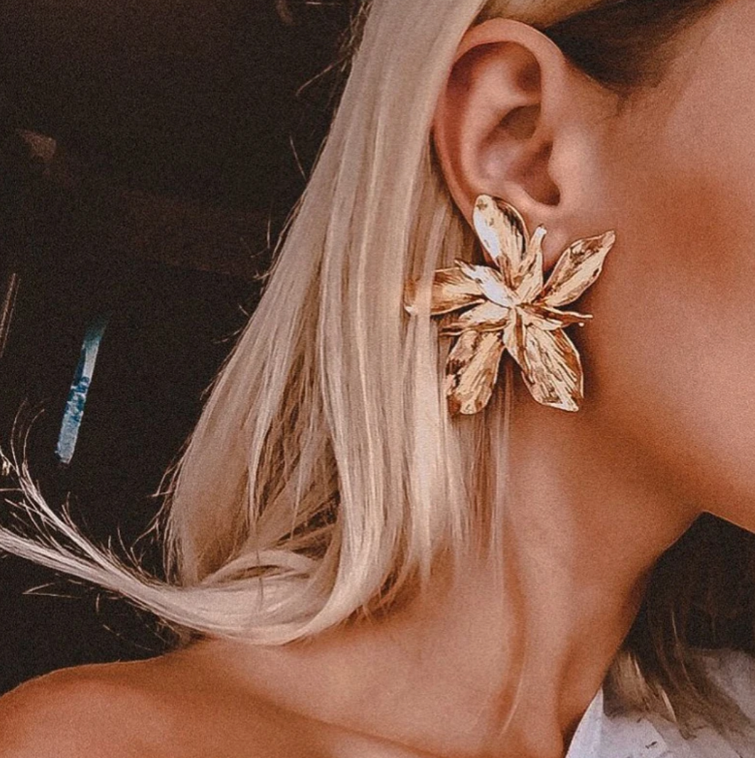 Pendientes grandes de Oro con hojas