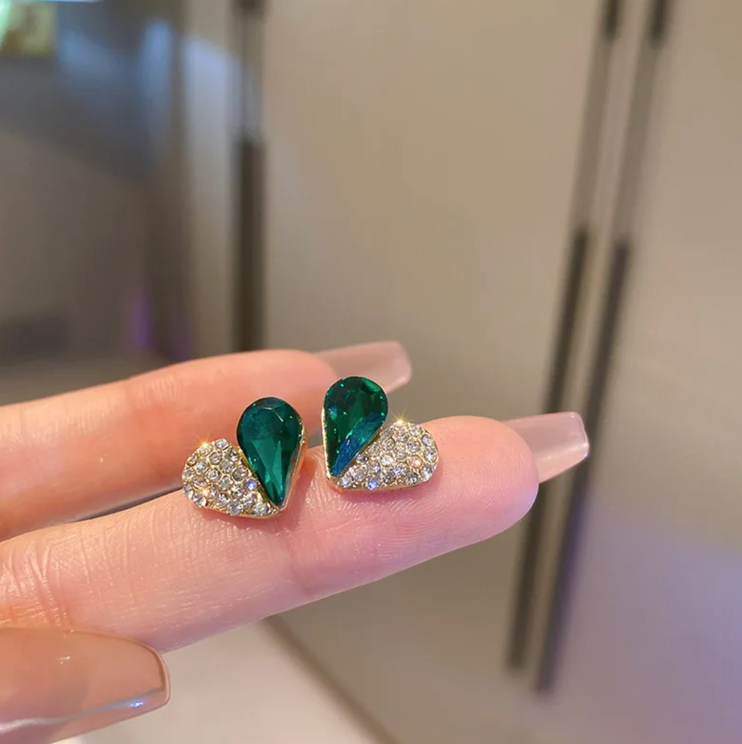 Pendientes botón en forma de corazón