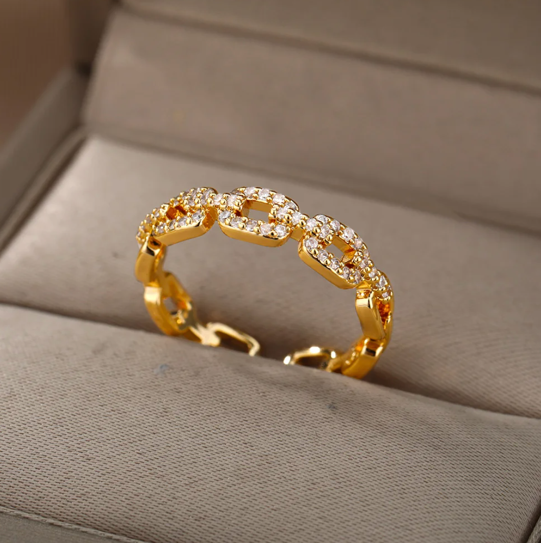 Anillo cadena de amor de Oro