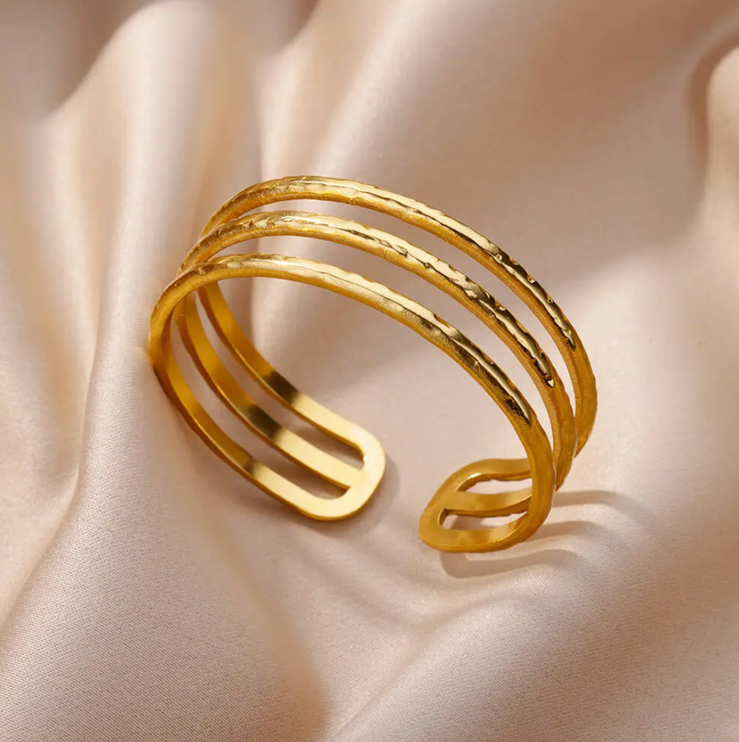 Pulsera de Oro con 3 hilos
