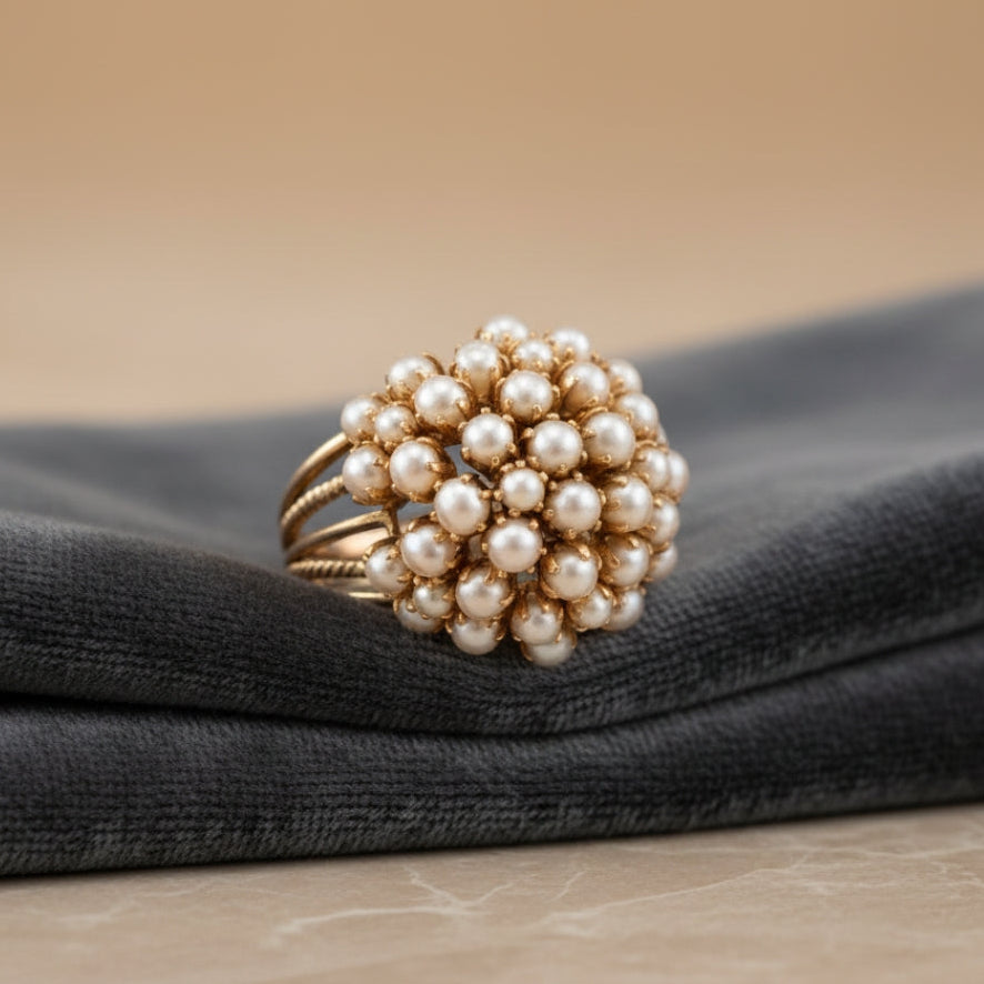 Anillo de Oro con Perla Intarsiada Clásico