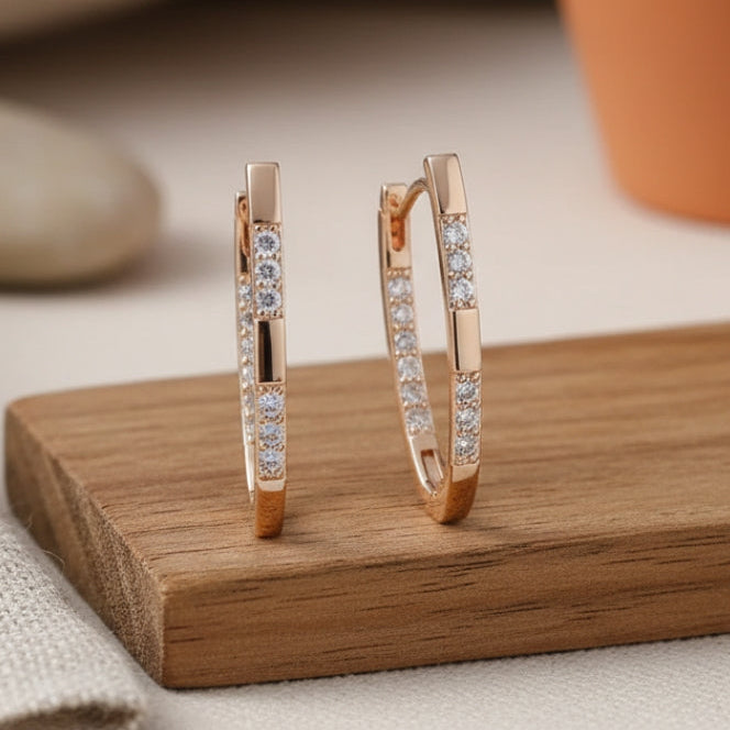 Pendientes Elegantes en Zirconia Dorada