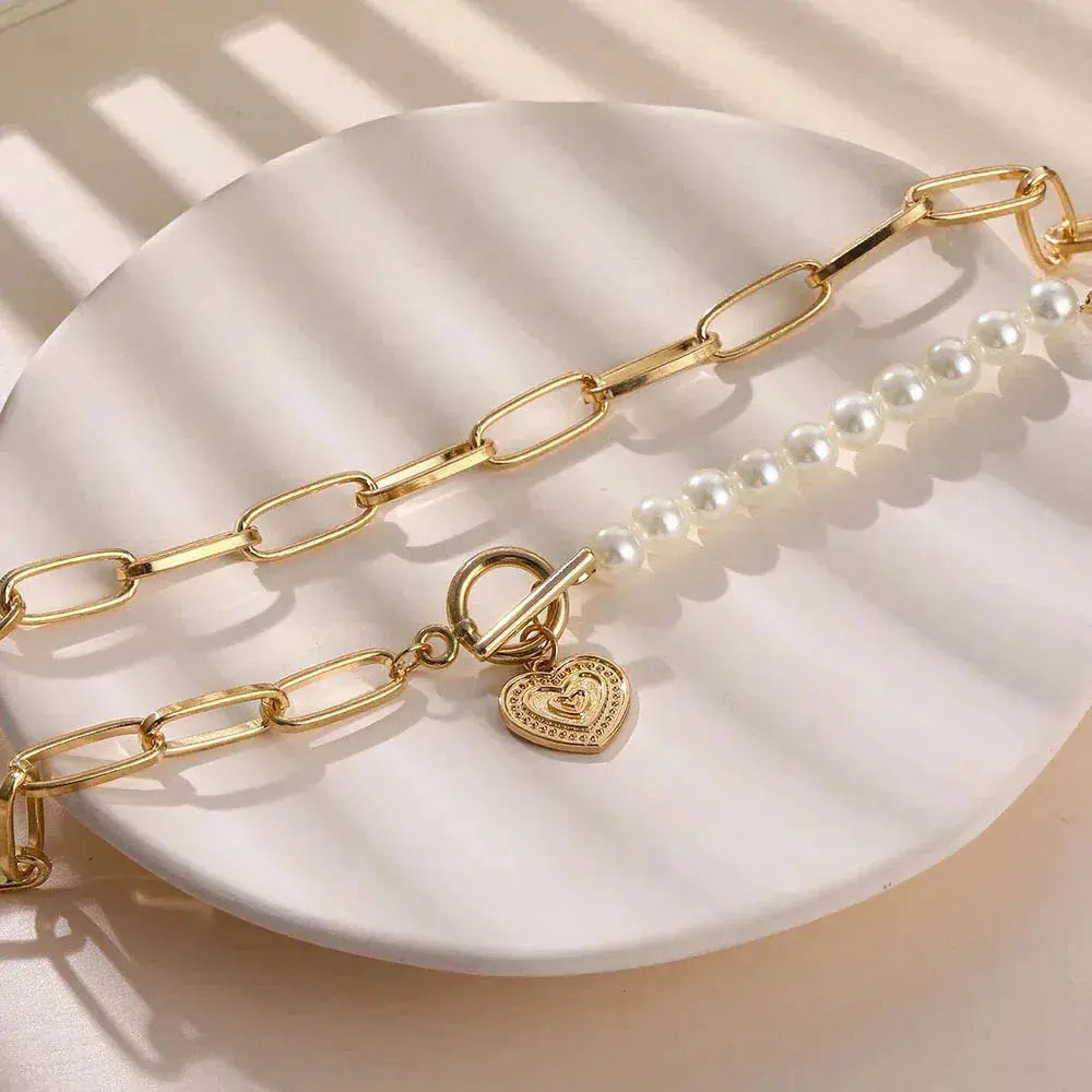 Collar Corazón Cruzado y Perlas
