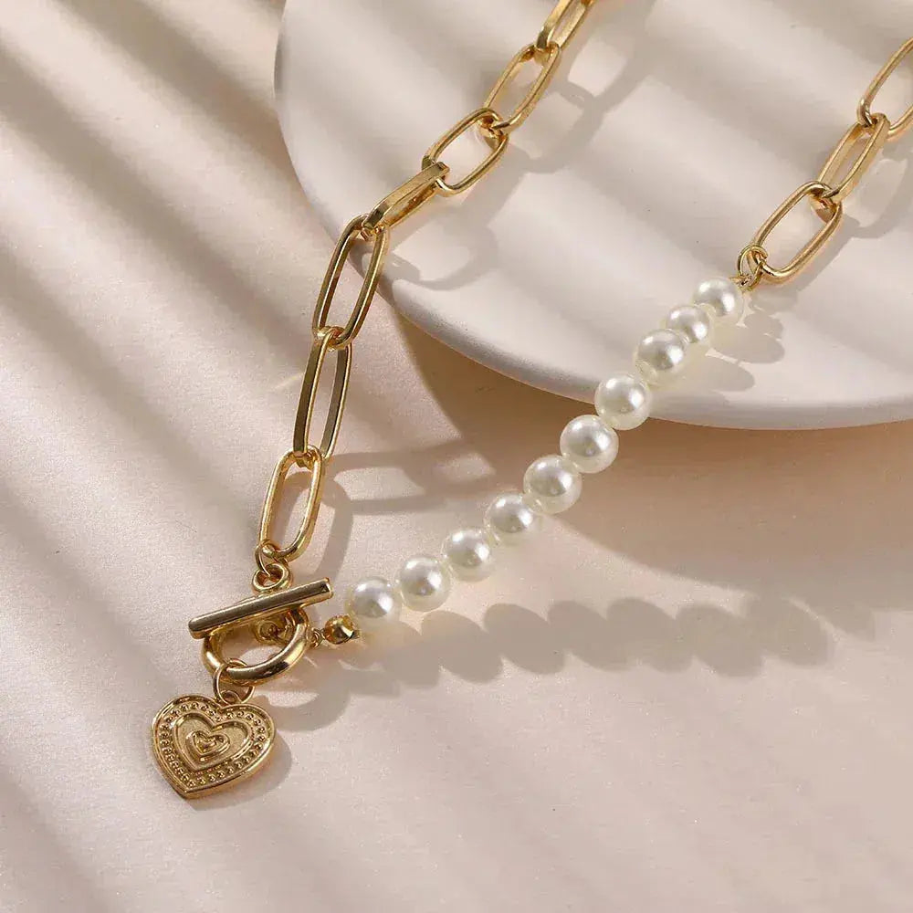 Collar Corazón Cruzado y Perlas