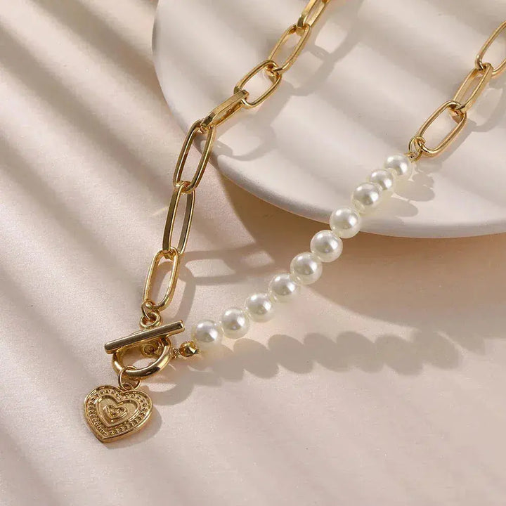 Collar Corazón Cruzado y Perlas