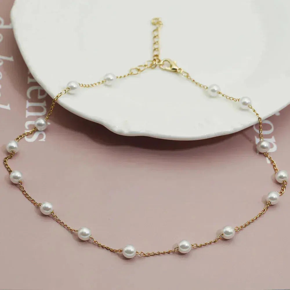 Collar Cadena con Perlas Pequeñas