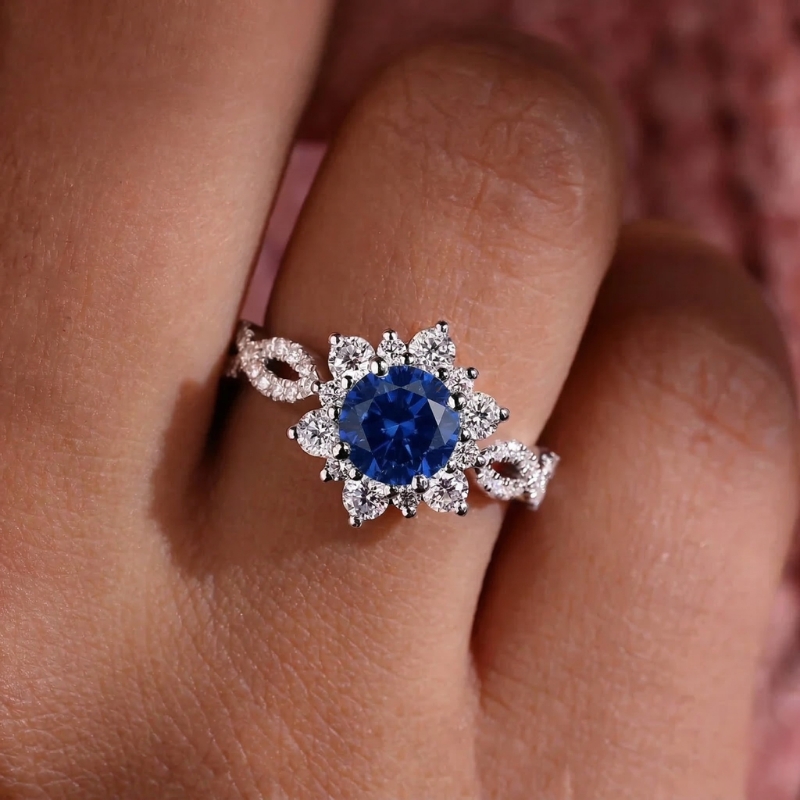 Anillo Flor de Cristal y Zafiro