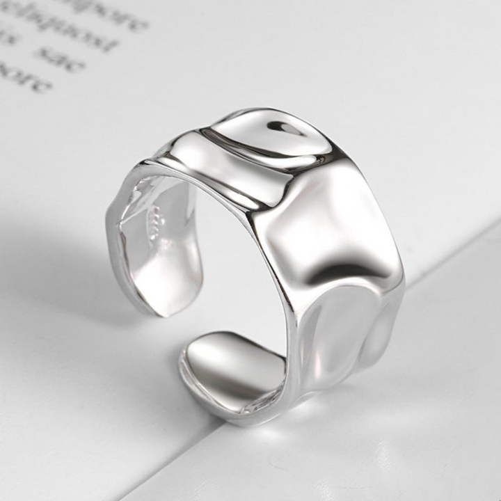 Anillo ancho asimétrico de Plata