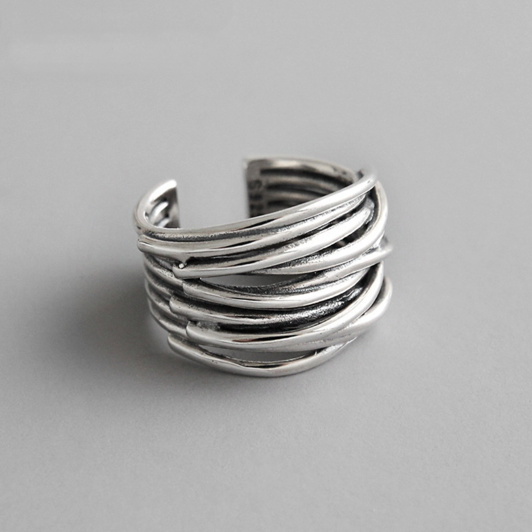 Anillo ajustable ancho de diseño modernista