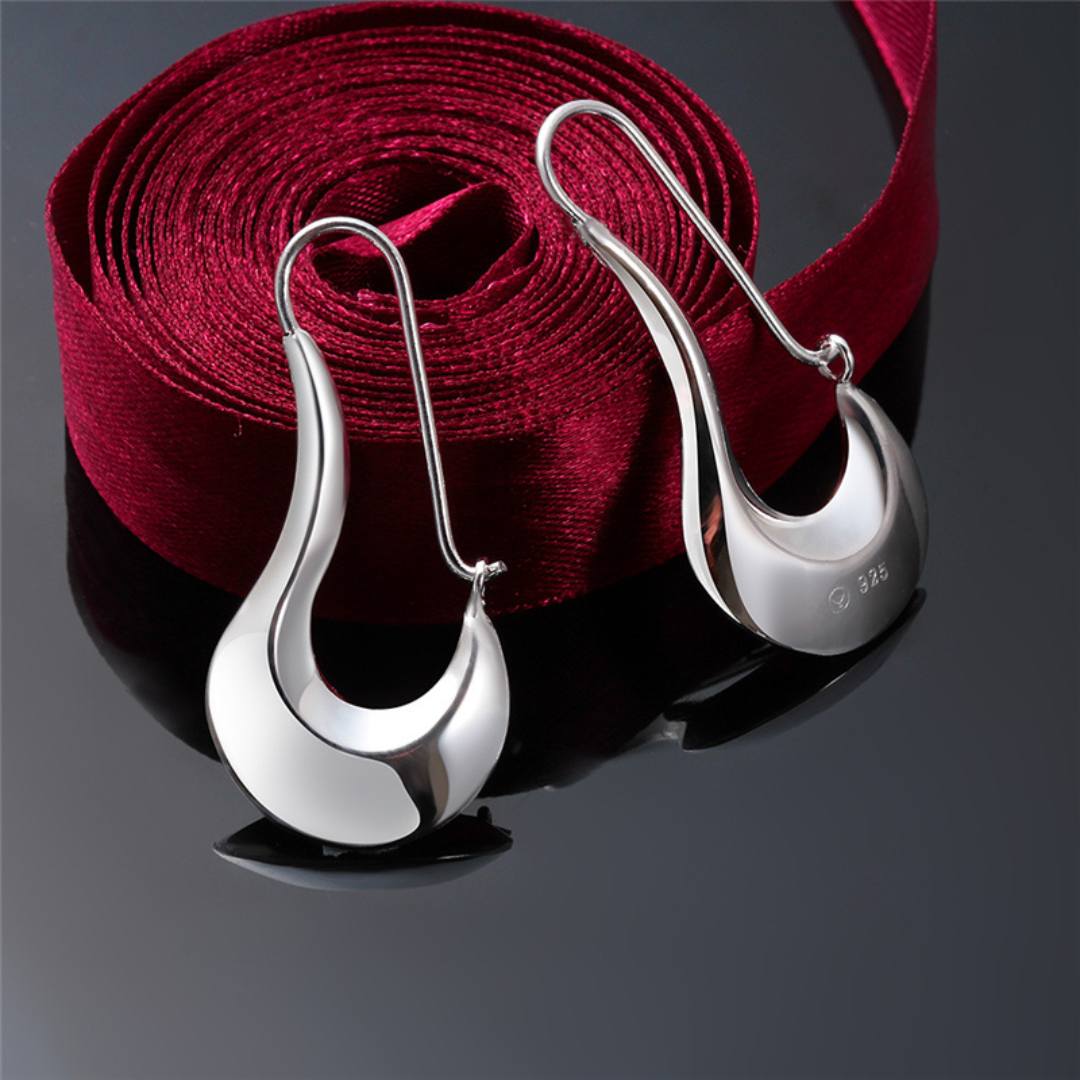 Pendientes de estilo modernista de Plata