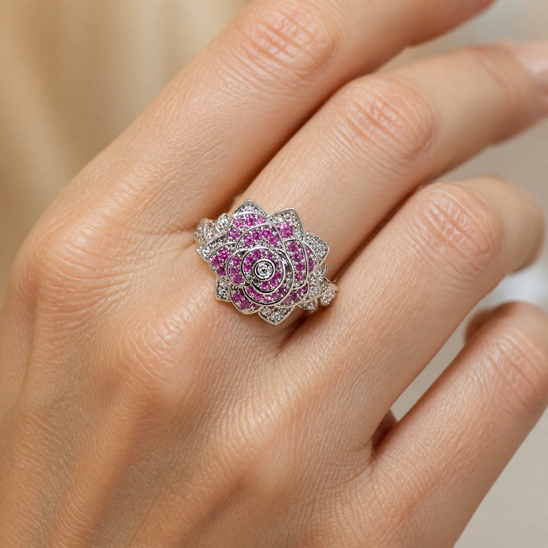 Anillo con Flor Plateado