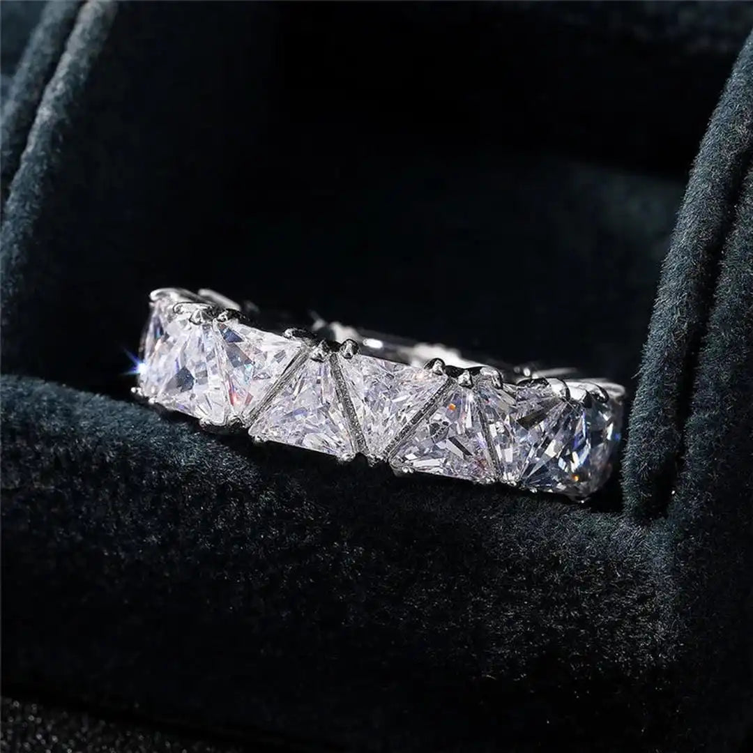 Anillo Vintage Piedra Triangular