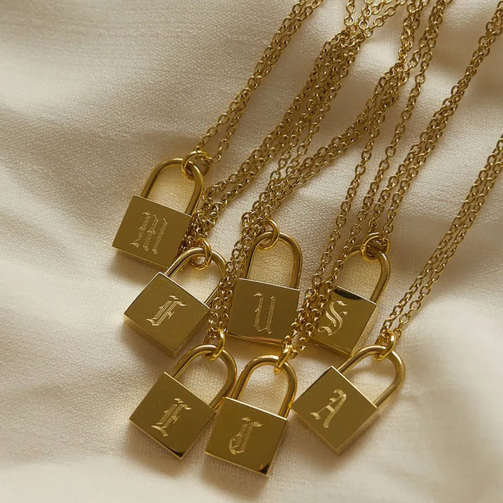Cadena moderna de Oro