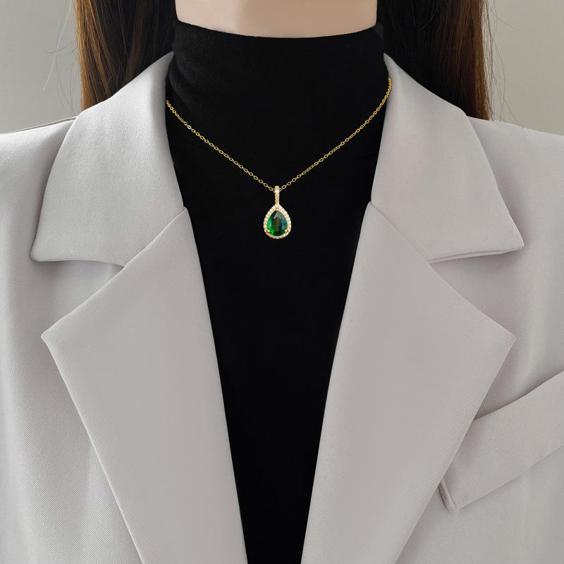 Conjunto Joyería Esmeralda Aurora