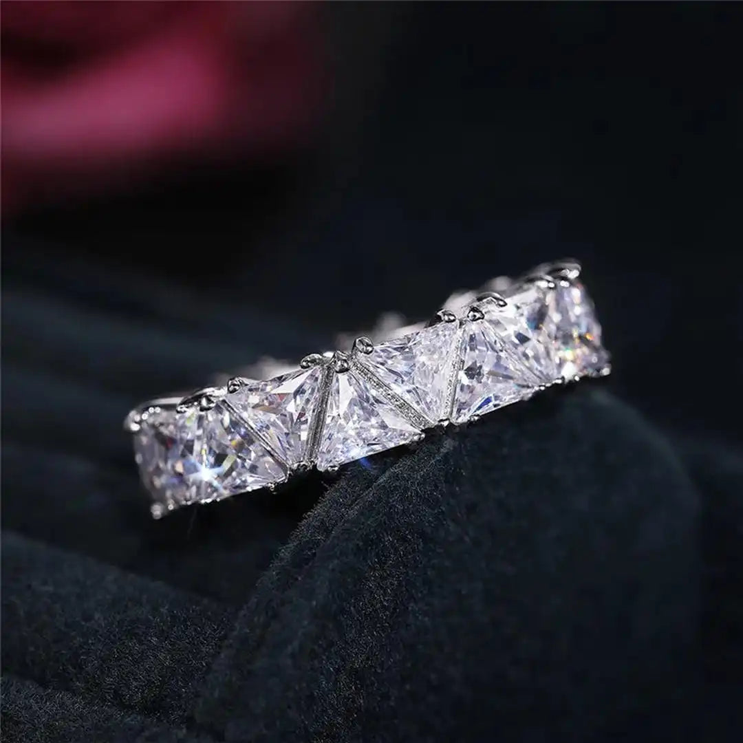Anillo Vintage Piedra Triangular