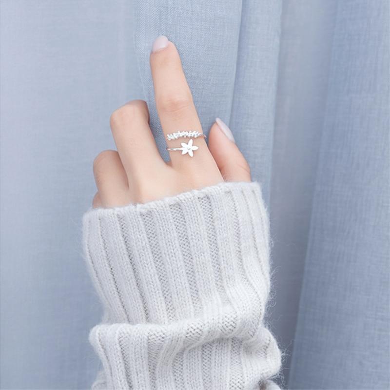 Anillo ajustable de Plata con flores