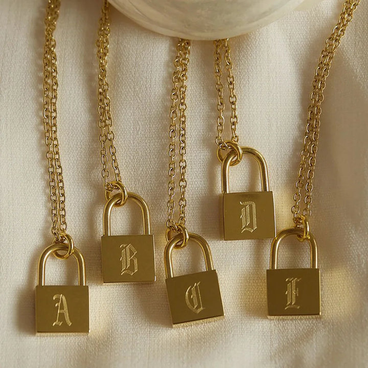 Cadena moderna de Oro