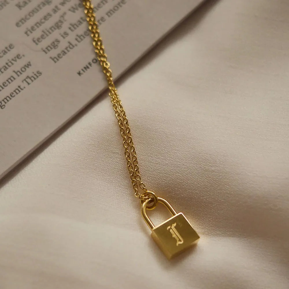 Cadena moderna de Oro